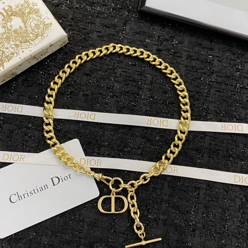 chr1st1an D10r necklaces